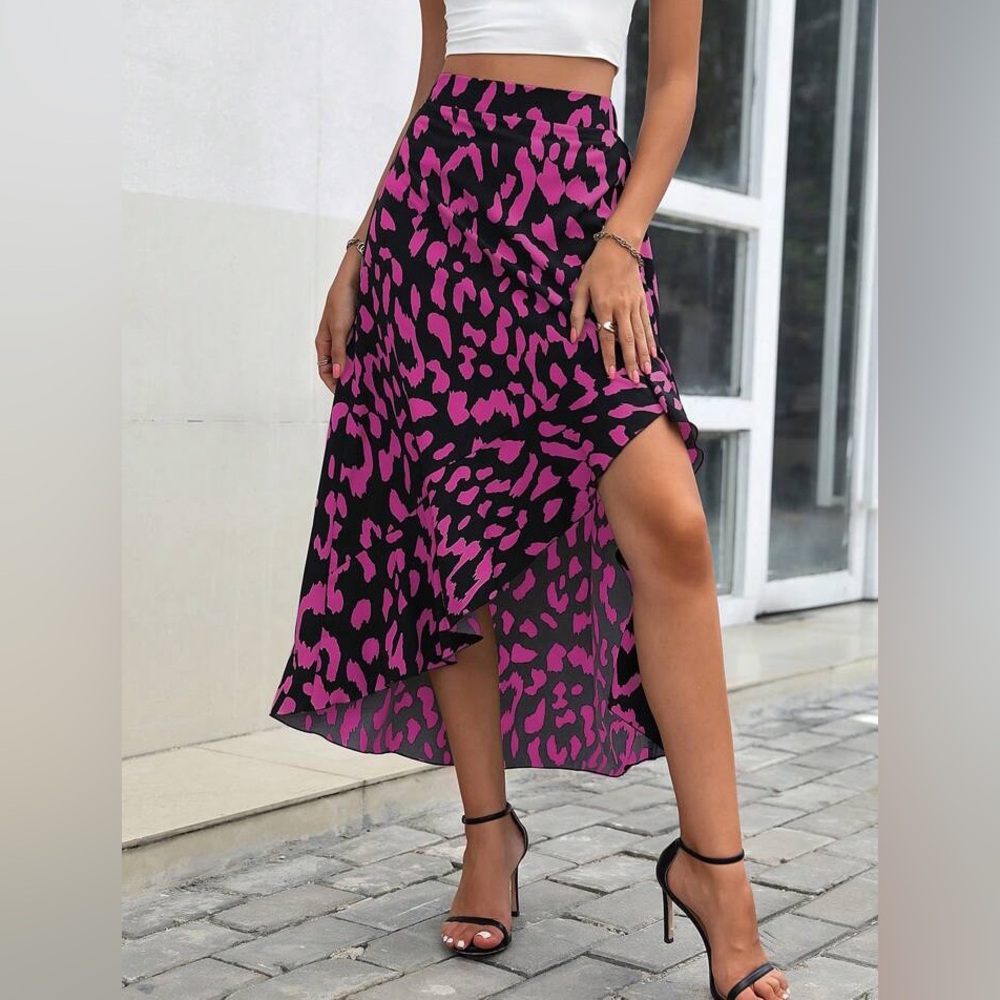 Women’s Pink Leopard Skirt